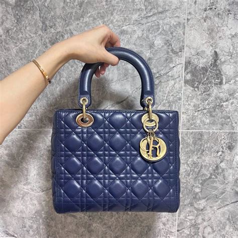 lady dior medium navy|Lady Dior medium lambskin.